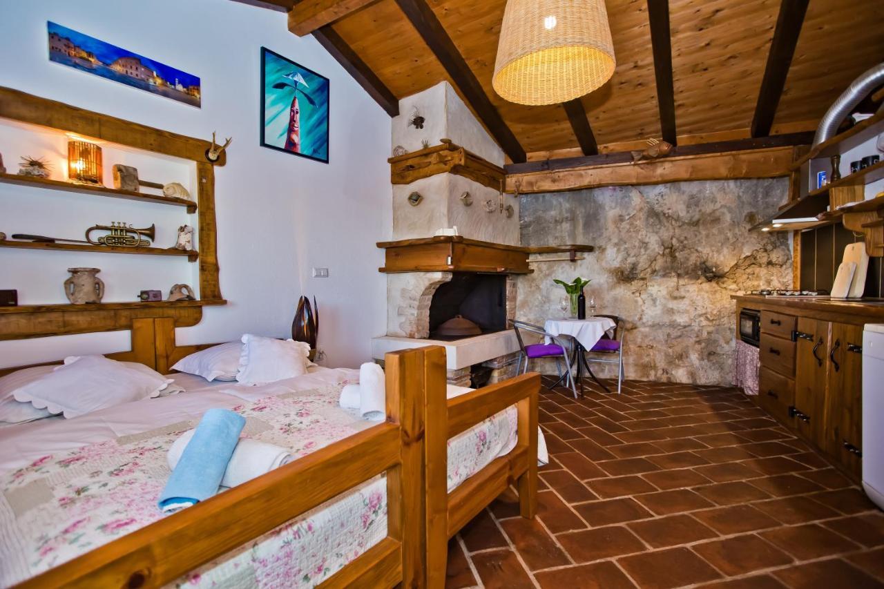Apartments Villa Marcelina Hvar Town Exterior foto